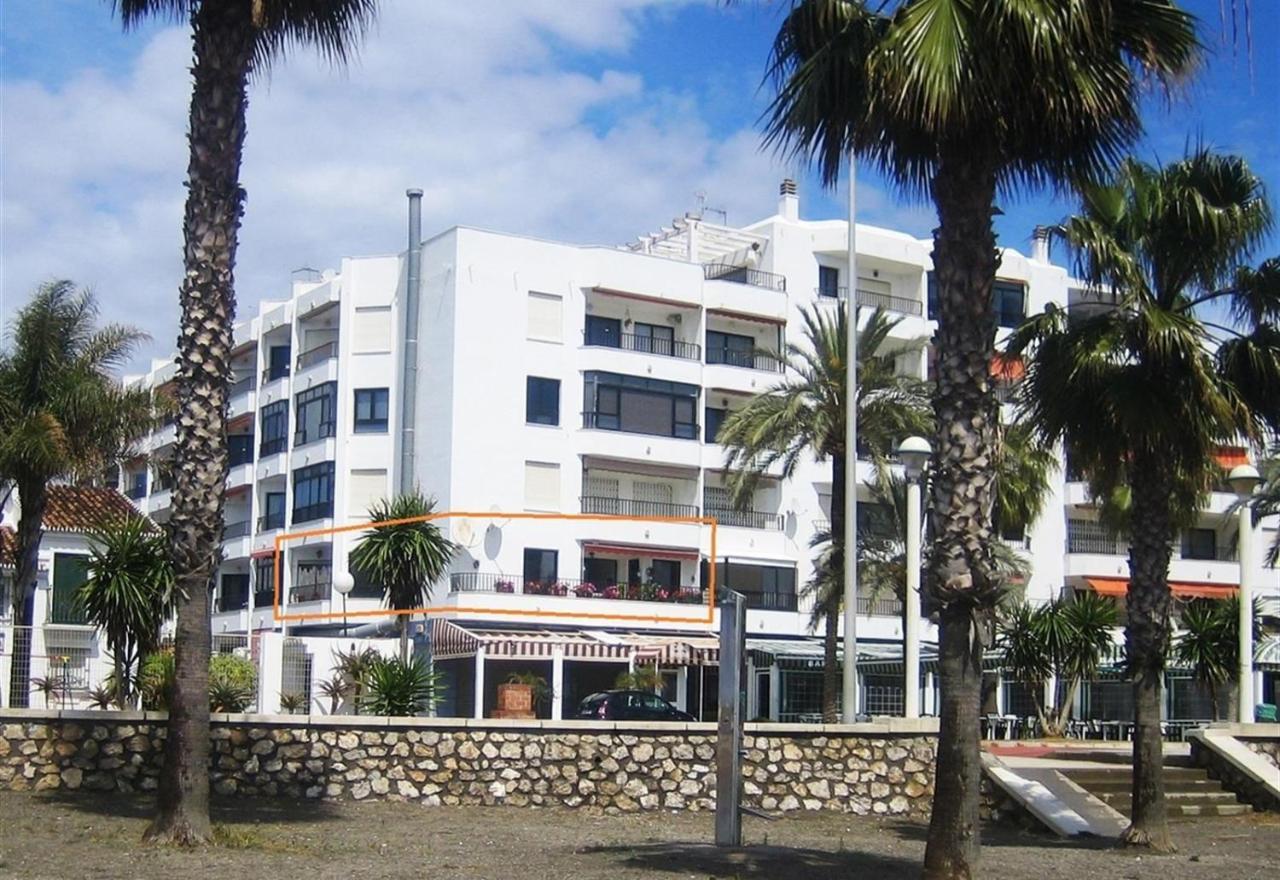Beach panorama Caleta Caleta De Velez Exterior foto