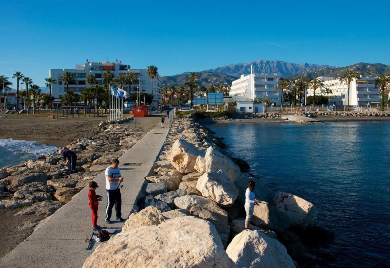 Beach panorama Caleta Caleta De Velez Exterior foto